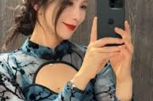网红餐饮又翻车？顾客吃出4条疑似虫子异物！多地门店累计被罚超14万元排队仍超3小时